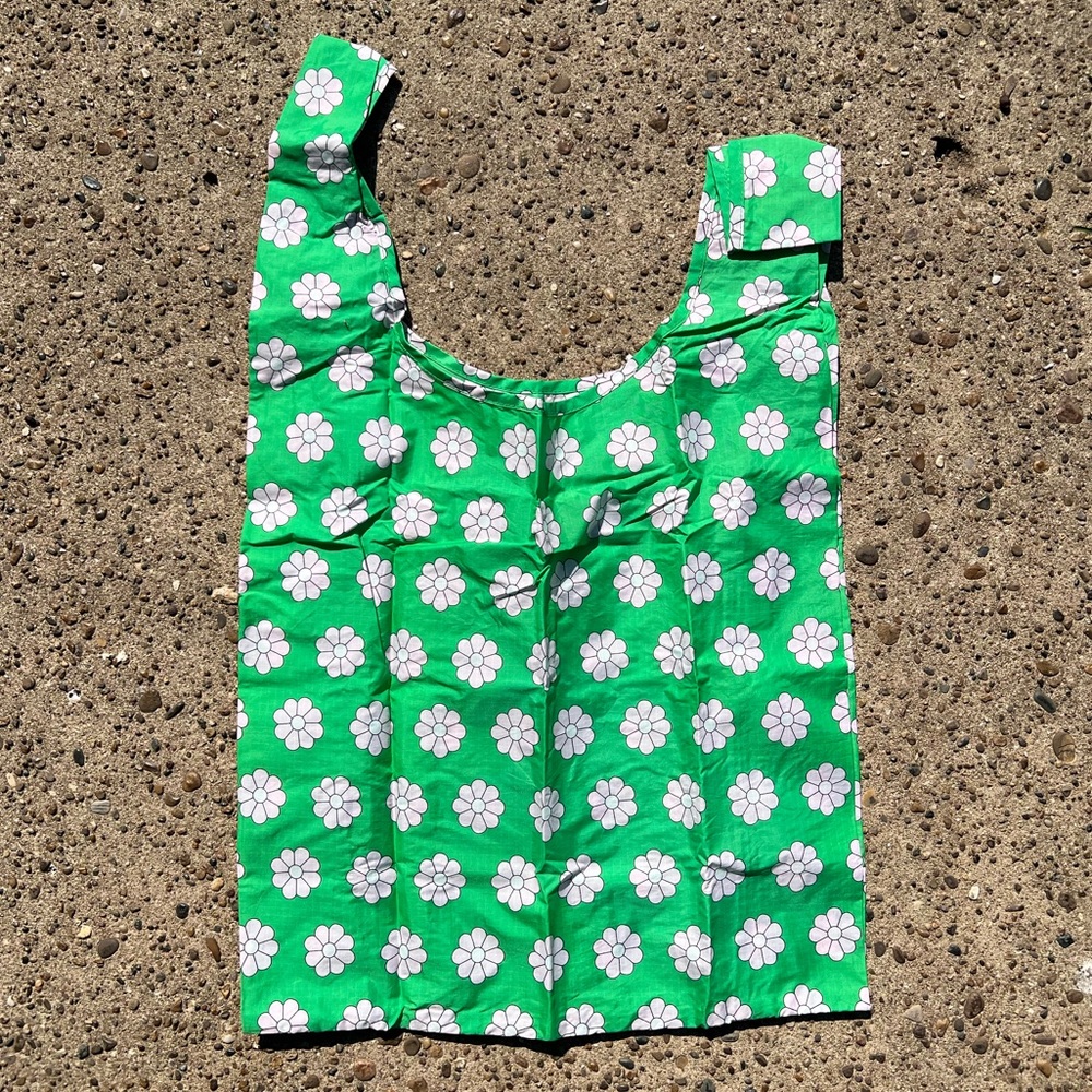 Standard BAGGU in Green Daisy